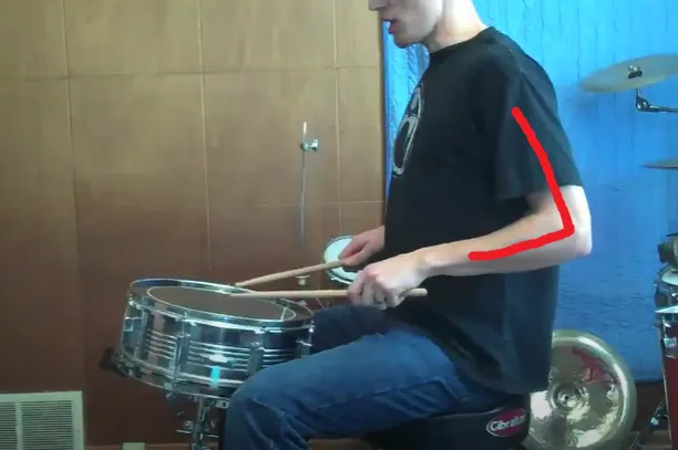 Snare too low: a red line shows the angle of the arm when the snare is tilted